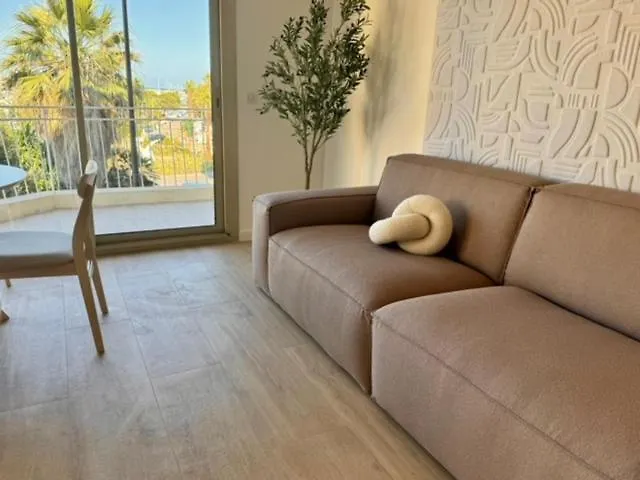 Appartement Face Au Port Antibes