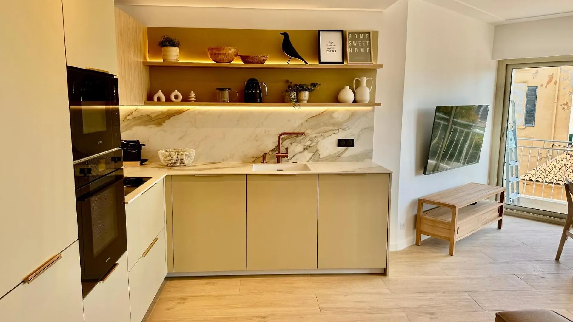 Apartment Appartement Face Au Port Antibes France